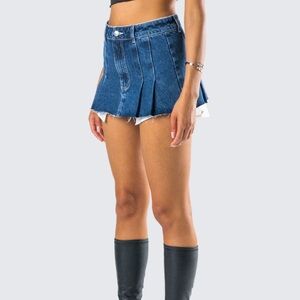 Finesse Dark Blue Denim Skirt Size